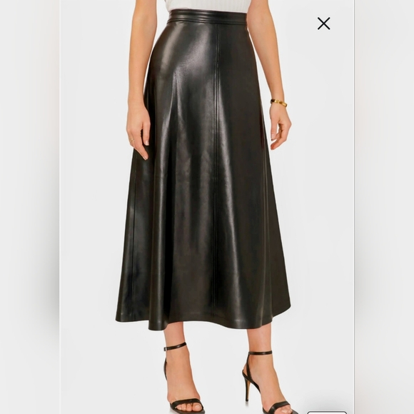 VINCE CAMUTO... Elegant Black Leather Midi Skirt - Picture 1 of 9